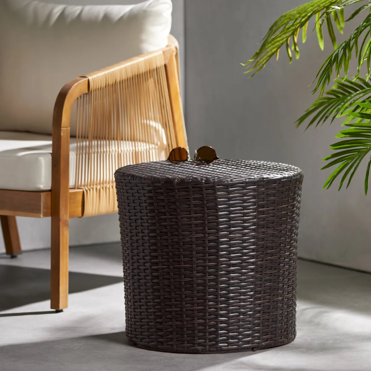 Barrel-Style Outdoor Wicker End Table, Round