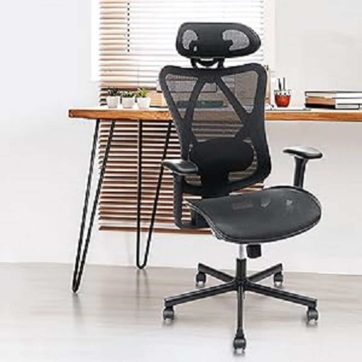 Ergonomic Mesh Office Chair detail