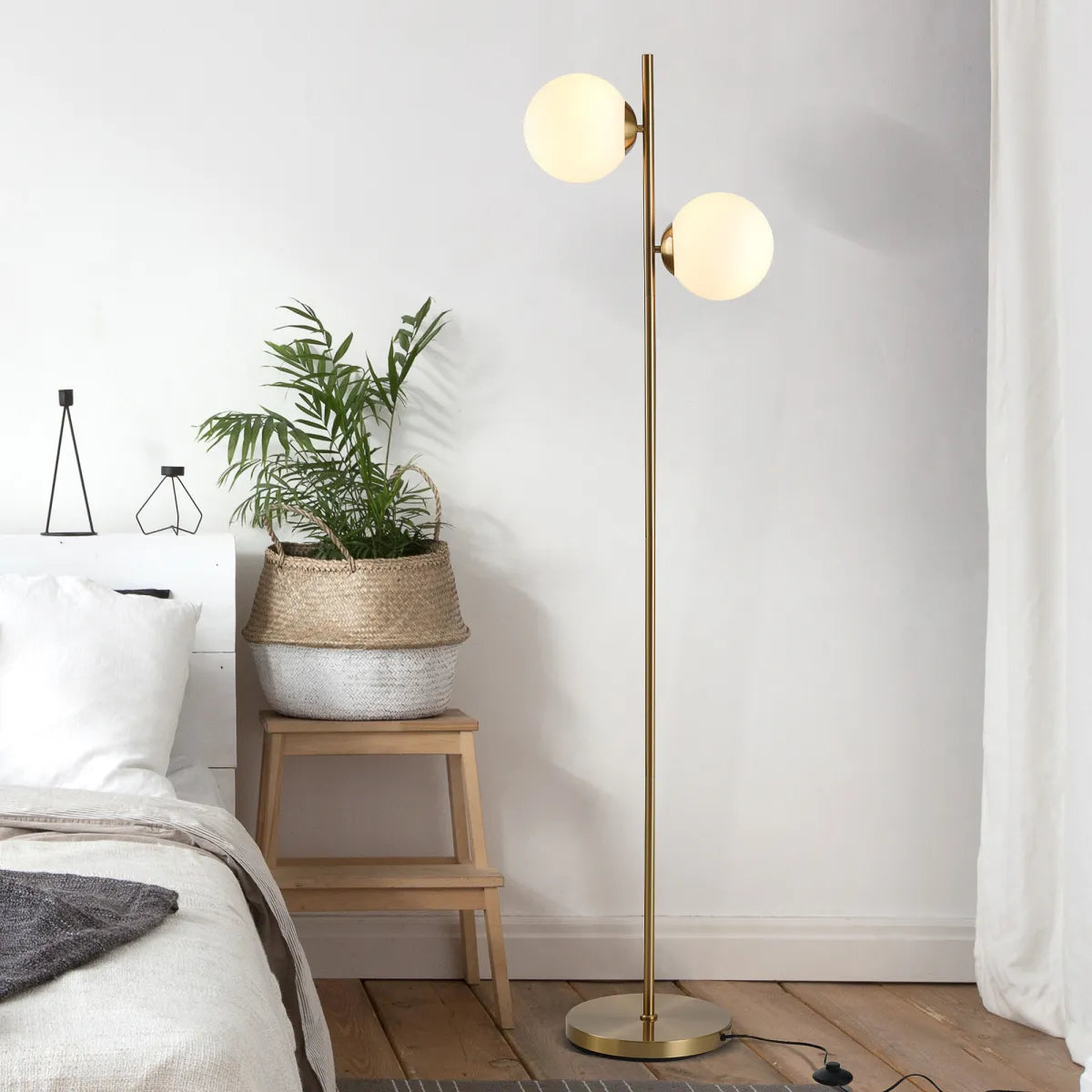 Modern Floor Lamp with 2 Glass Shades – Decorative Standing Lamp