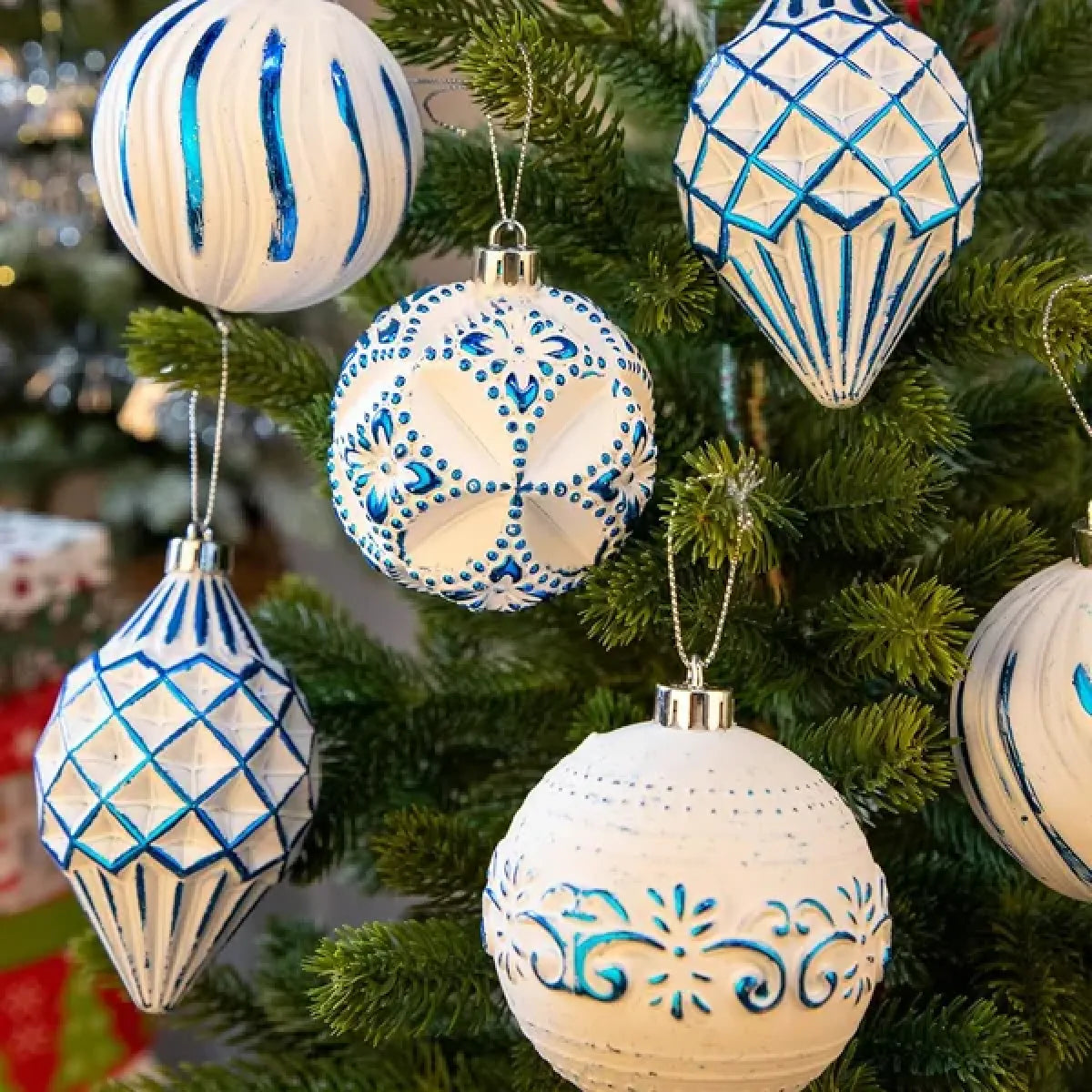 16-Piece Hand-Painted Shatterproof Christmas Ball Ornaments Set