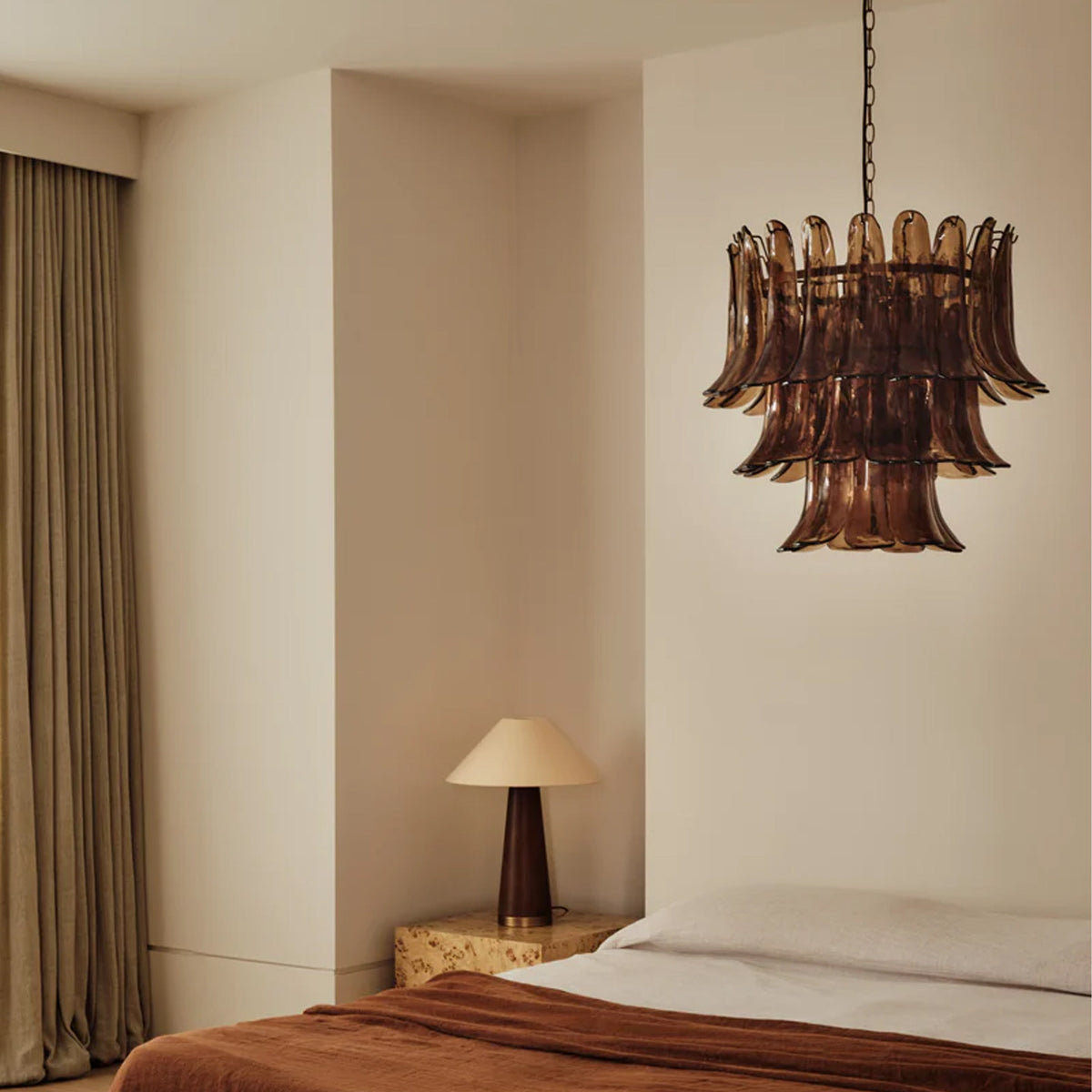 Light luxury three-layer chandelier